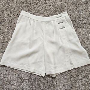 Giorgio Armani Ivory Shorts Skort Size 8 Tailored Minimalist